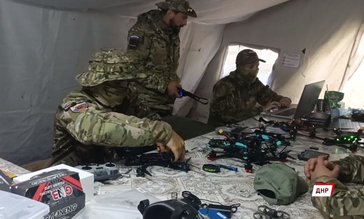 Ярославцы доставили дроны бойцам спецоперации и учебные комплекты по работе с беспилотниками