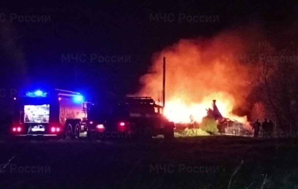 В Ярославской области два жилых дома сгорели дотла