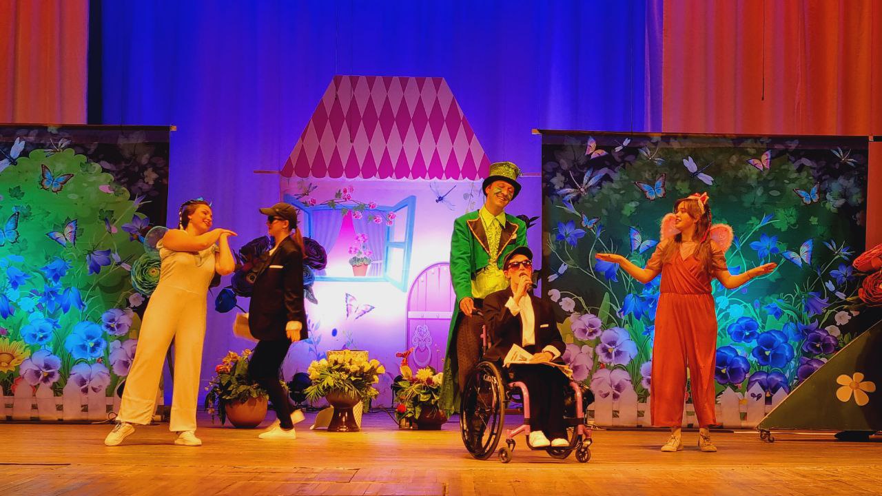 В Ярославле состоялась премьера благотворительного спектакля «Как исполняются мечты» в рамках проекта «Доброта в лицах»
