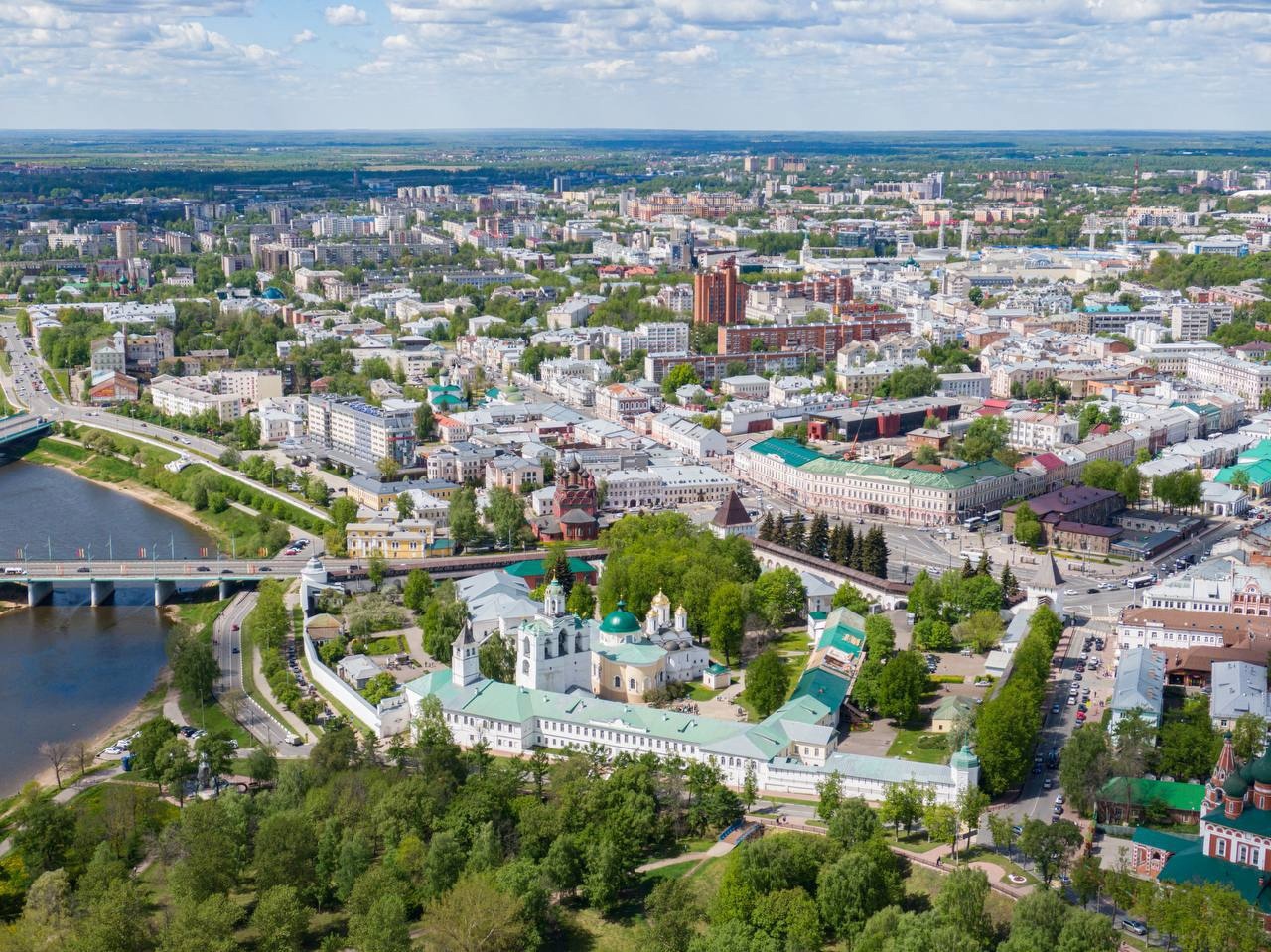 «Все мы - одна команда»: в День города Ярославля глава региона рассказал о планах по его развитию и благоустройству