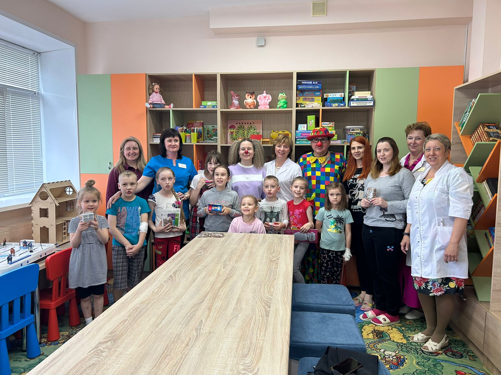В ярославской областной детской больнице открыли новое игровое пространство для маленьких пациентов
