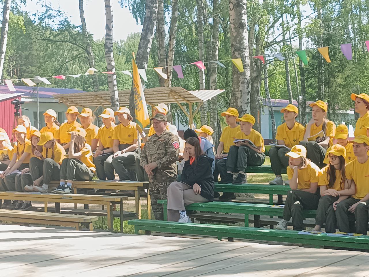Для воспитанников военно-патриотического лагеря «Страна героев» провели «Уроки мужества»