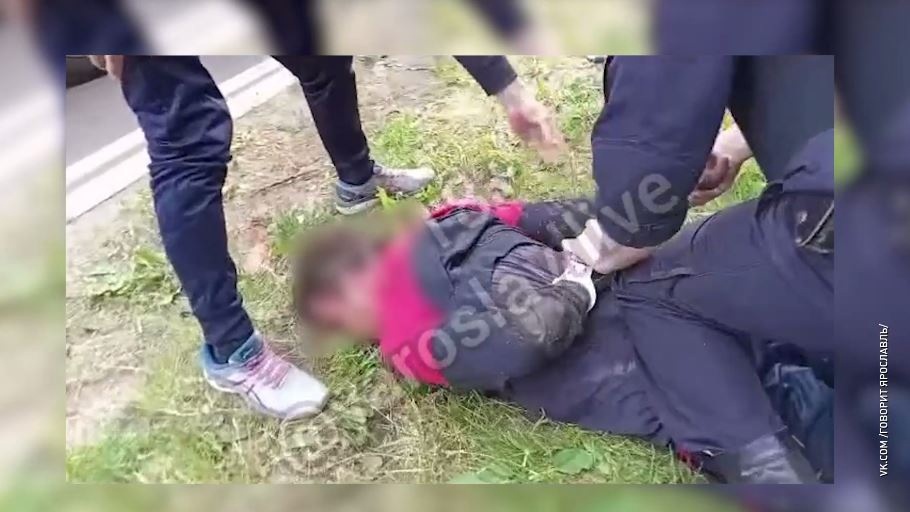 Ярославцы задержали мужчину, напавшего на девушку с коляской