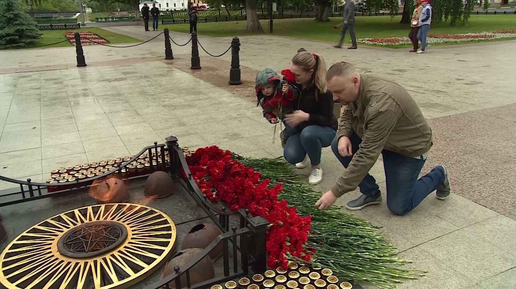 Жители Ярославля почтили память погибших в годы Великой Отечественной
