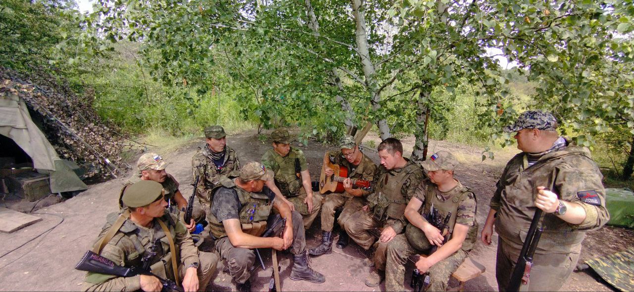 Ярославцы вернулись из гуманитарной поездки на Донбасс