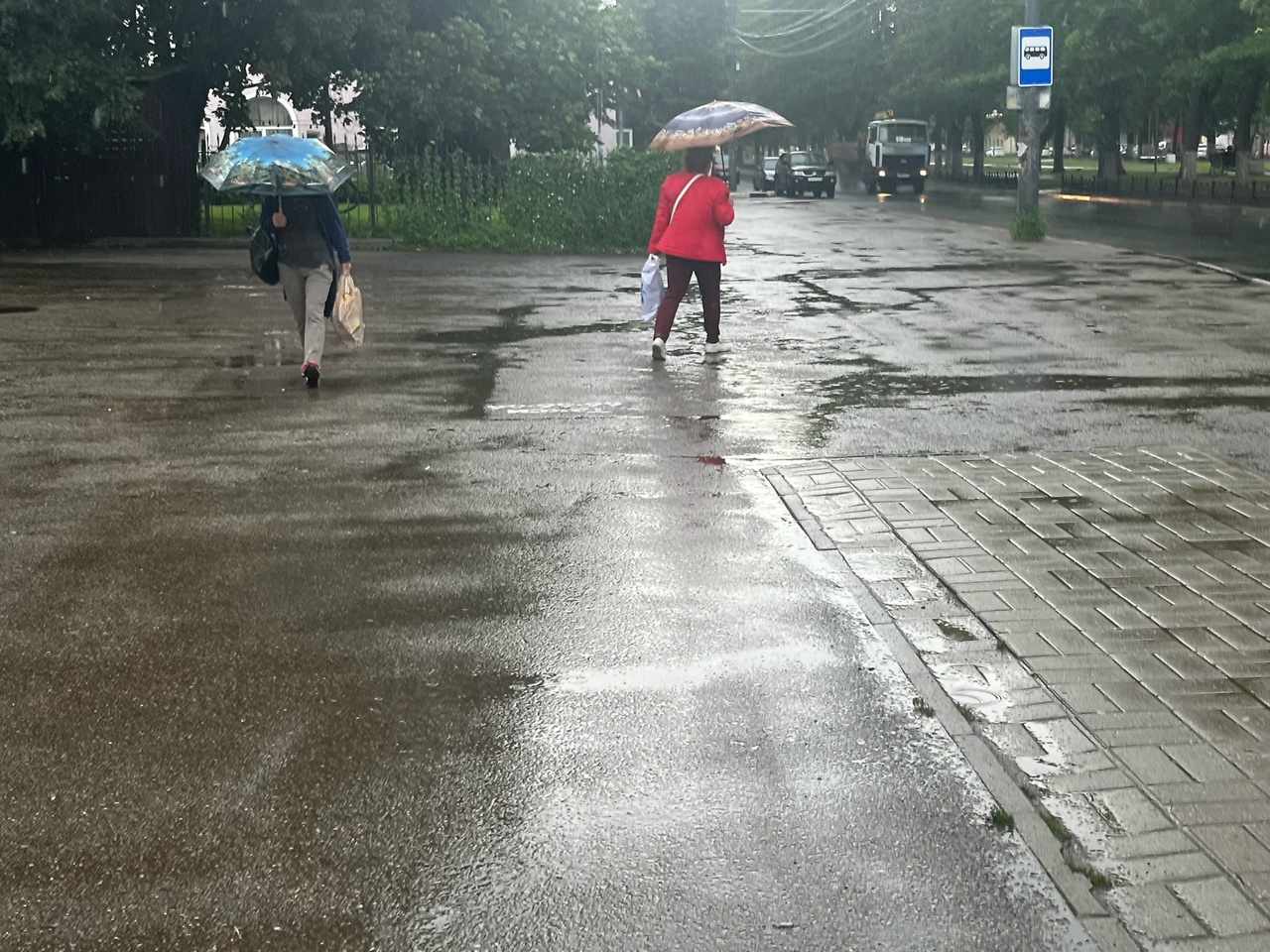 Визитной карточкой уходящего лета Ярославля станут дожди | Первый  ярославский телеканал