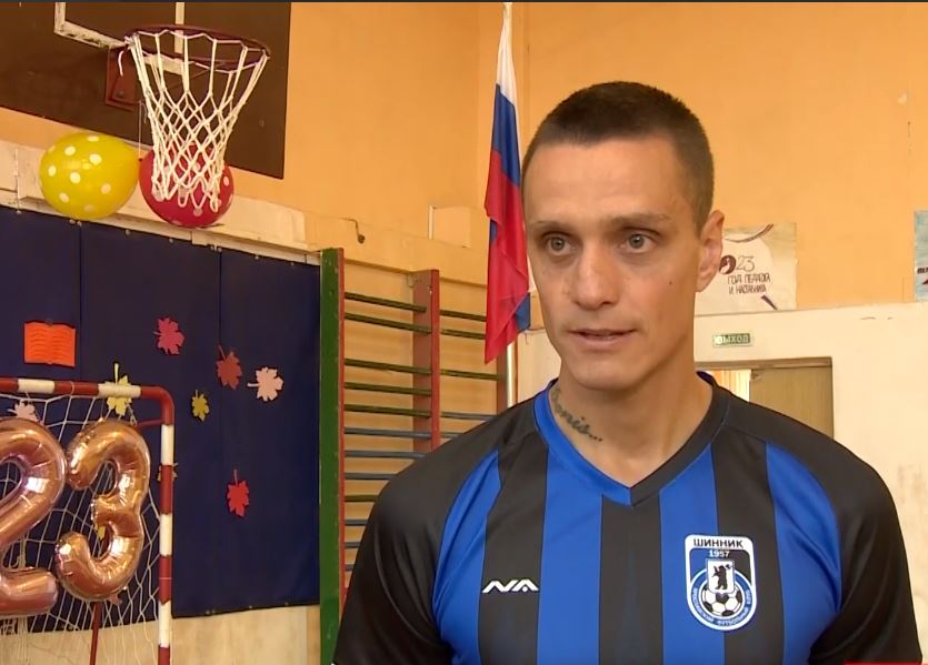 Мастер-класс от чемпиона мира: Борис Никоноров провел урок футбола для школьников