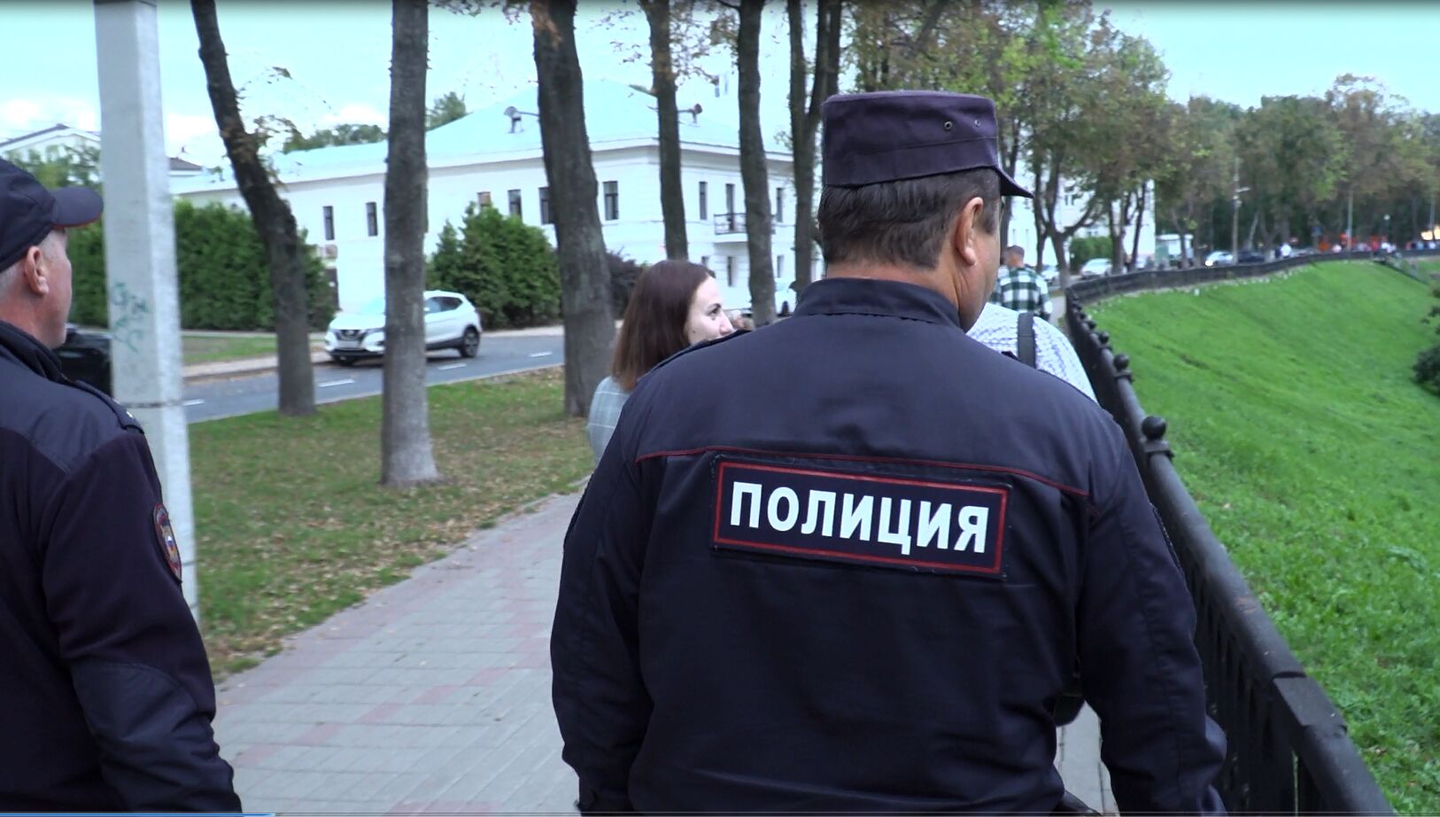 Семь человек оштрафовали за плевки в общественных местах Ярославля