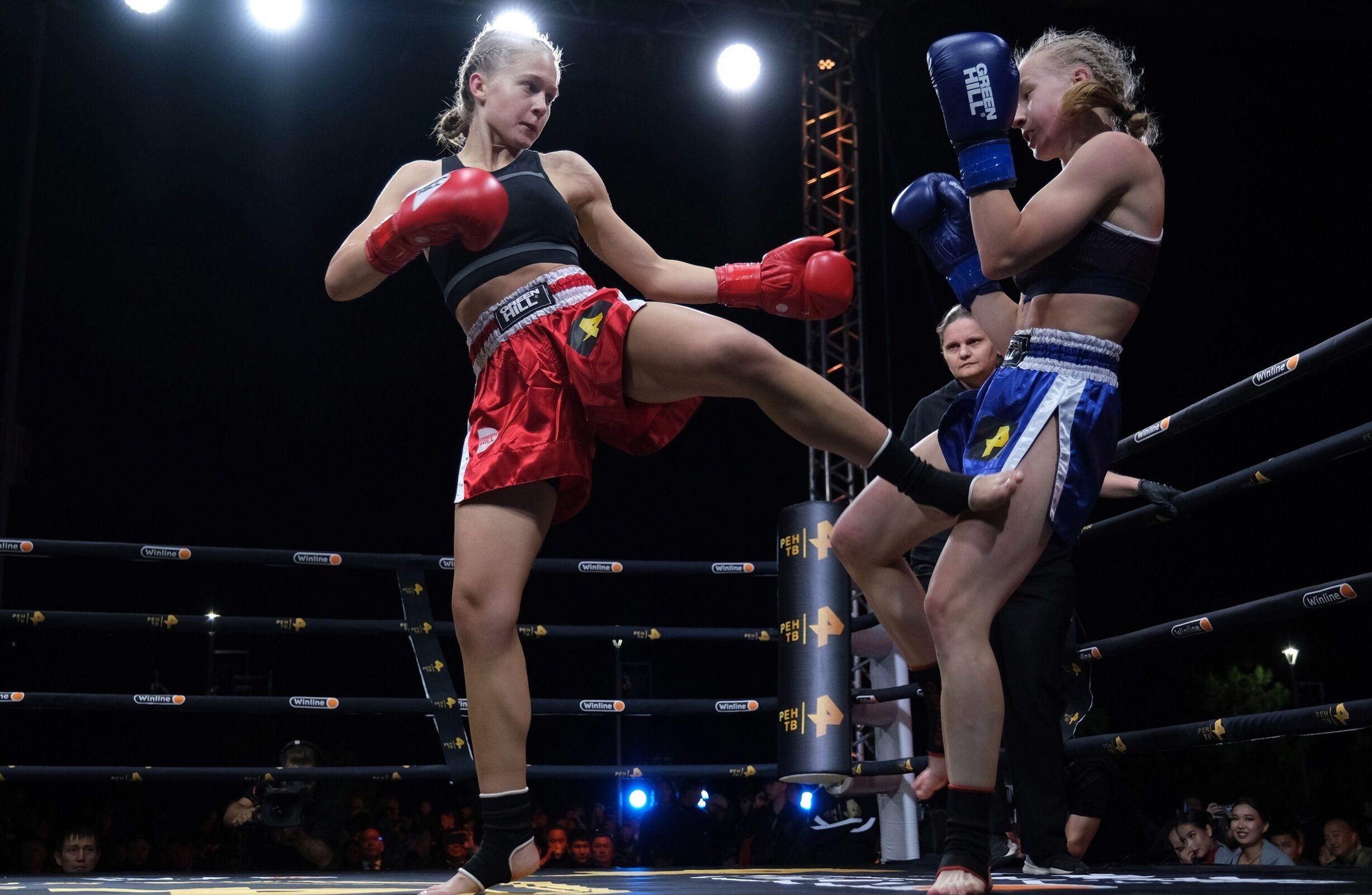 Первый профессиональный бой принес победу ярославне Дарье Кувакиной