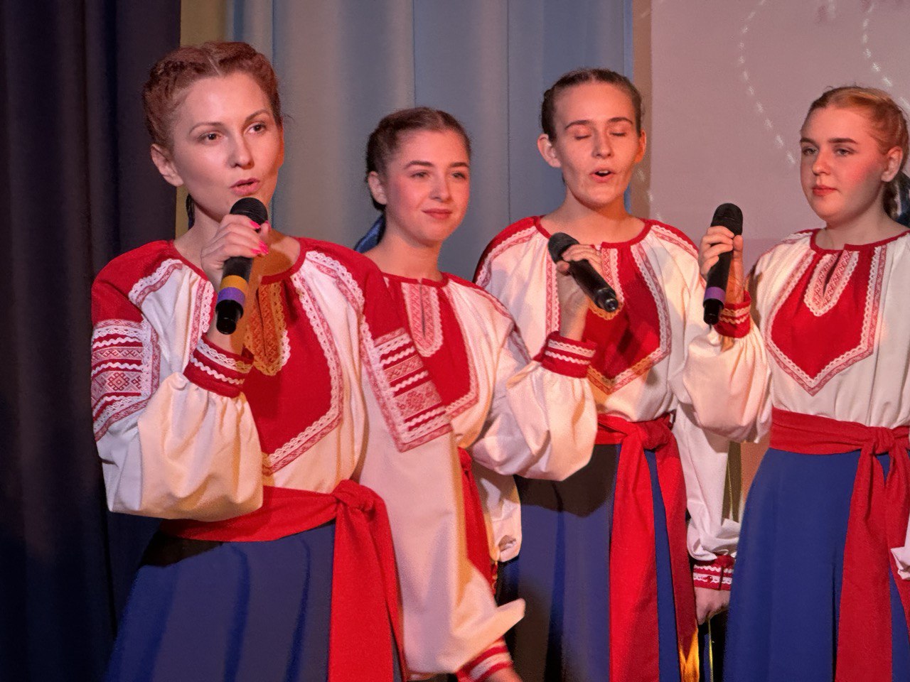 Фольклорный конкурс «Зазвучи, отзовись, сердце русское!» собрал в Ярославле коллективы со всей России