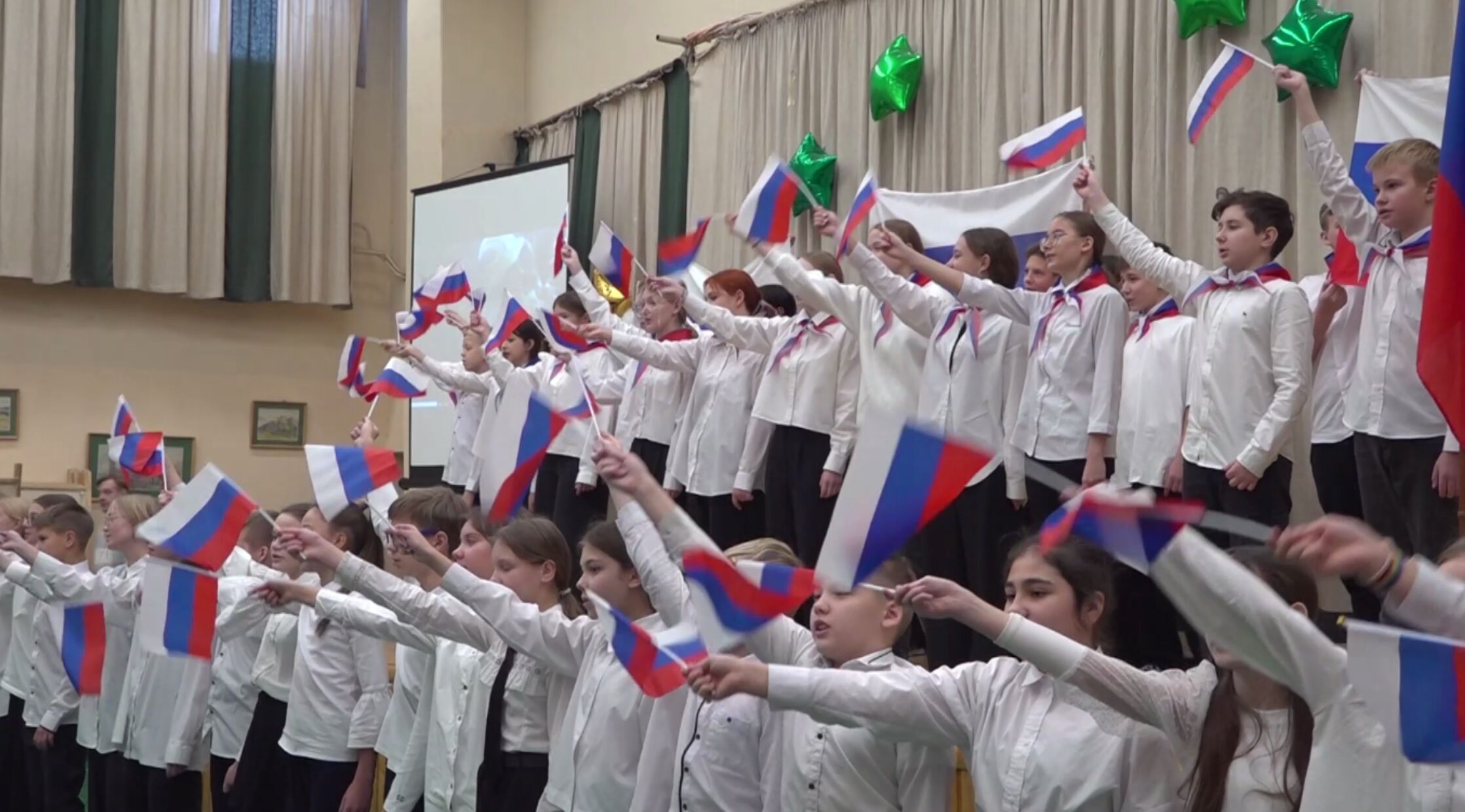 Ярославские школьники помогают сотрудникам Росгвардии, которые находятся в зоне СВО