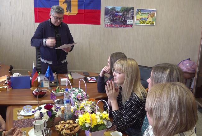 Сегодня в России отмечается день волонтера
