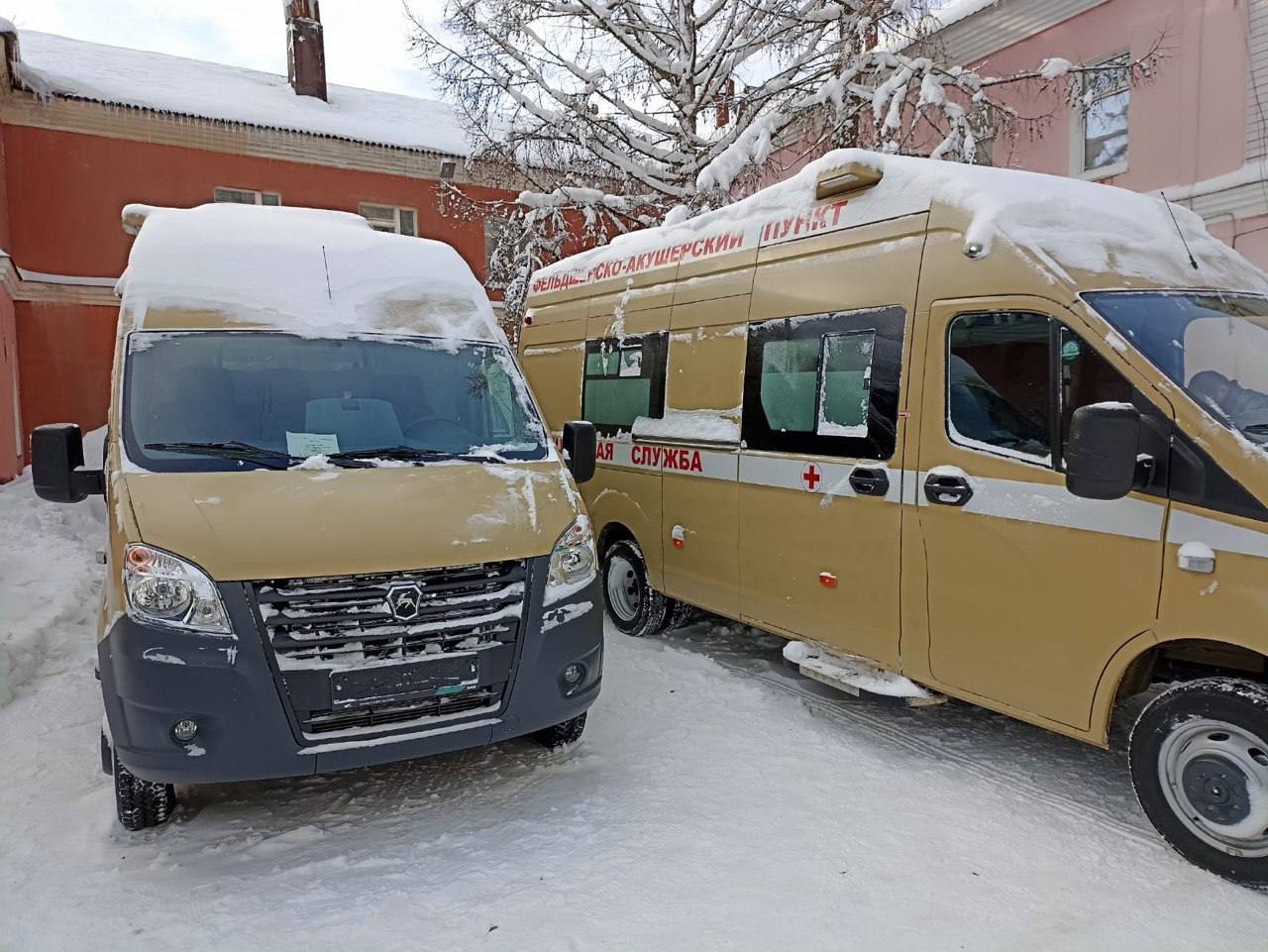 Передвижные ФАПы и медицинские автомобили переданы в больницы Ярославской  области | Первый ярославский телеканал