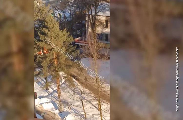 В Ярославле огнеборцы на пожаре спасли трех человек