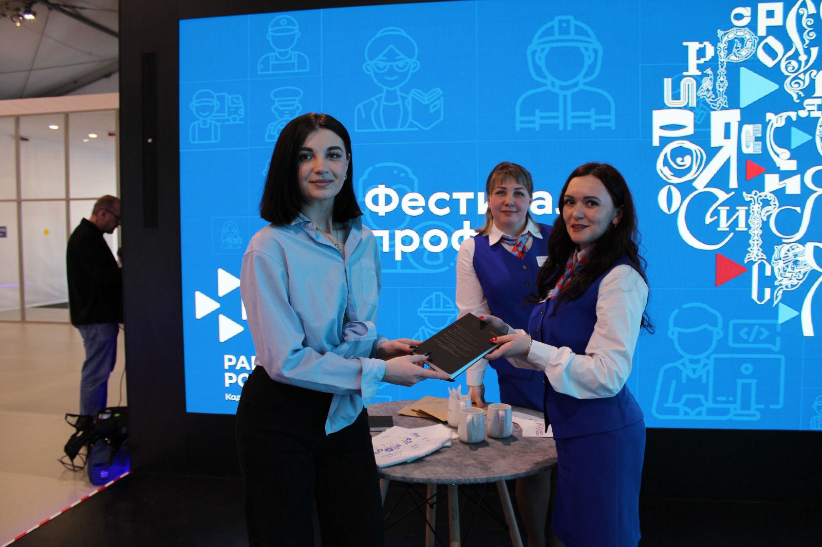 ​Профессии Ярославской области представлены на фестивале на выставке «Россия»
