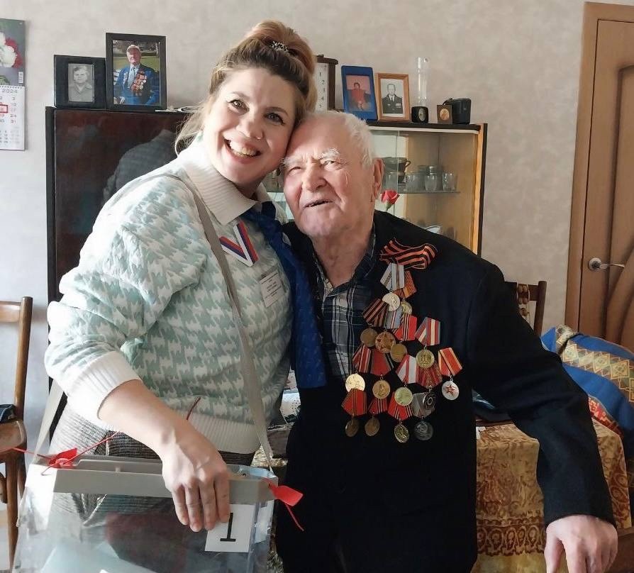 В Рыбинске проголосовал на выборах 100-летний ветеран Великой Отечественной войны