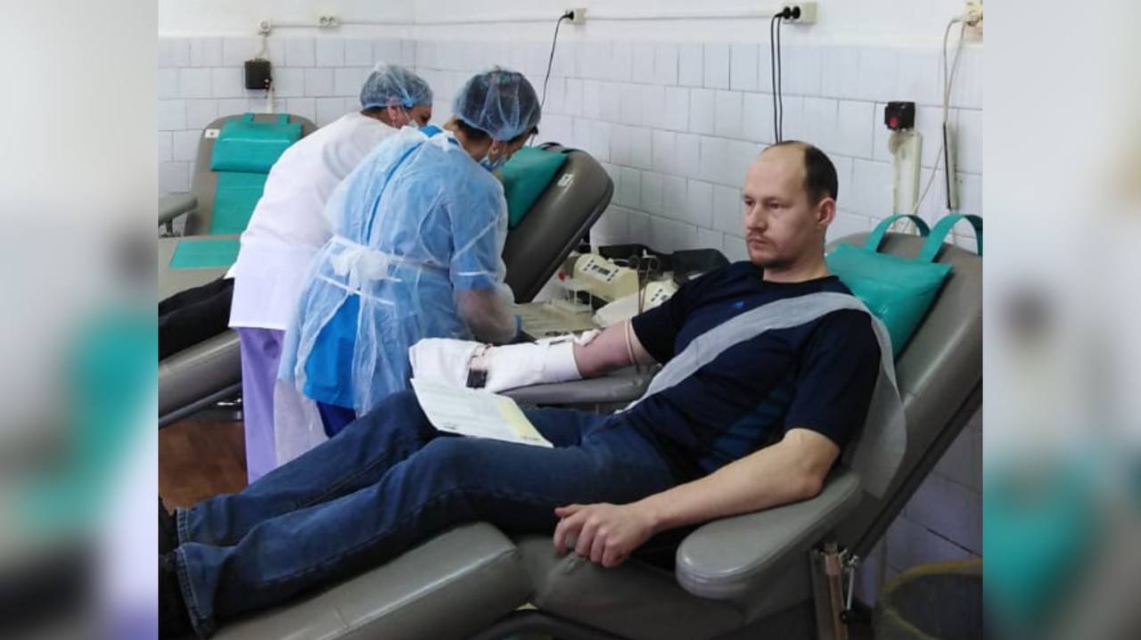 Жители Рыбинска сдают кровь для пострадавших в Подмосковье