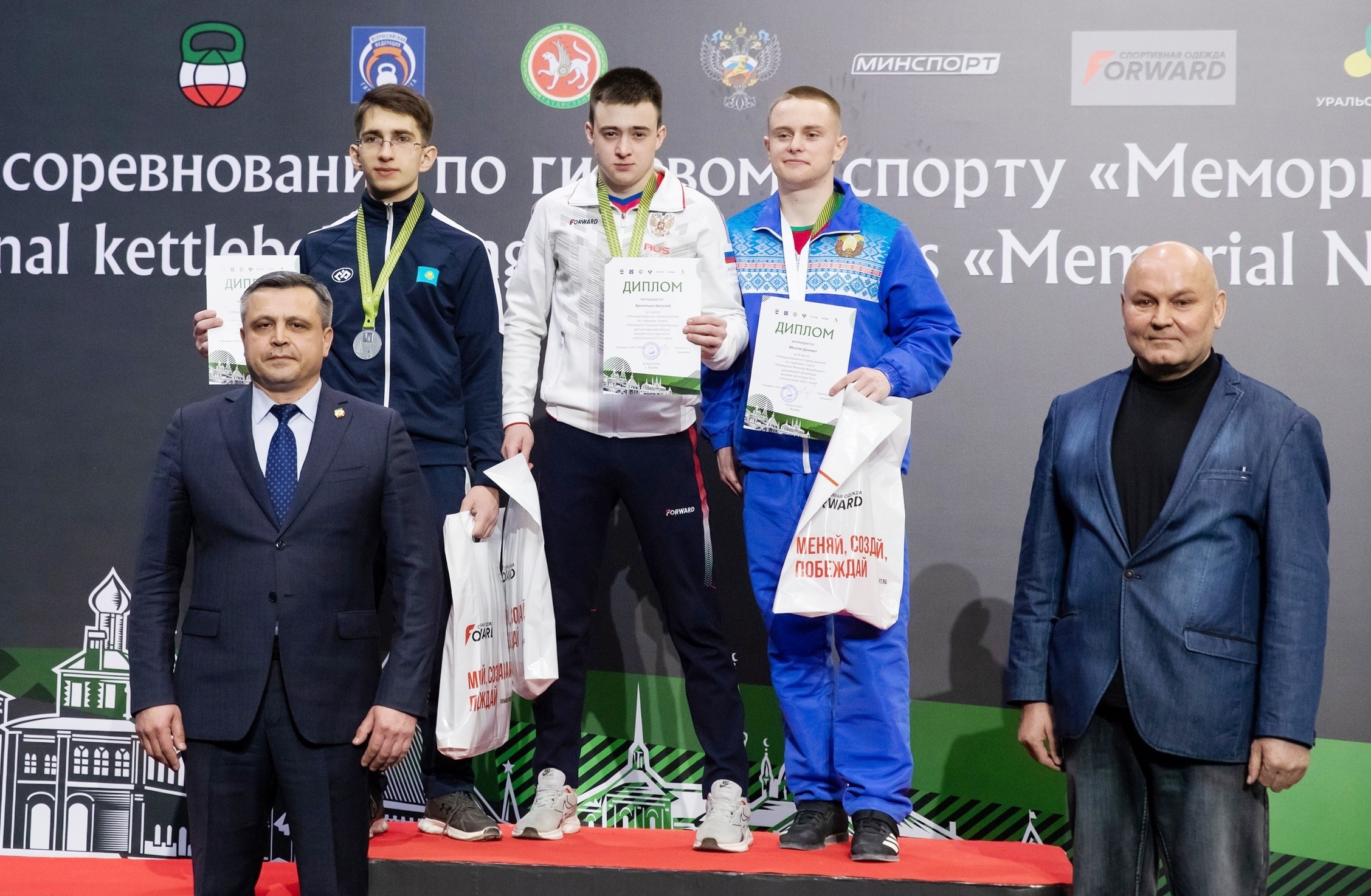 ​Ярославский курсант победил в международном турнире по гиревому спорту