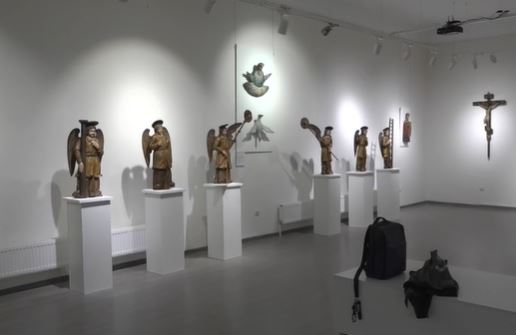Коллекцию уникальной деревянной скульптуры привезли в Ярославль