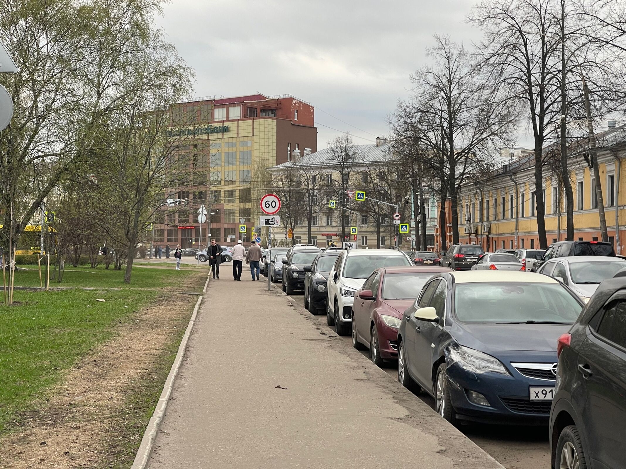 Эксперты рассказали, как работники Ярославской области выбирают личный автотранспорт