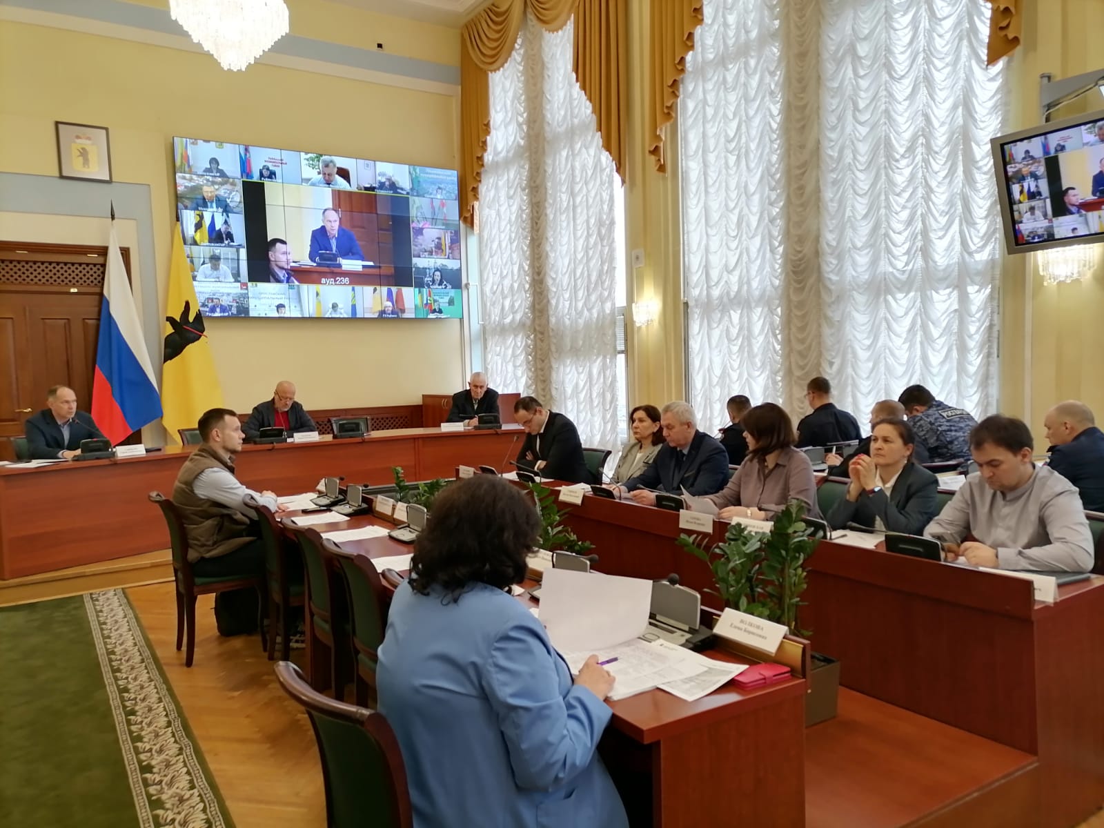 В Правительстве Ярославской области обсудили подготовку к майским праздникам
