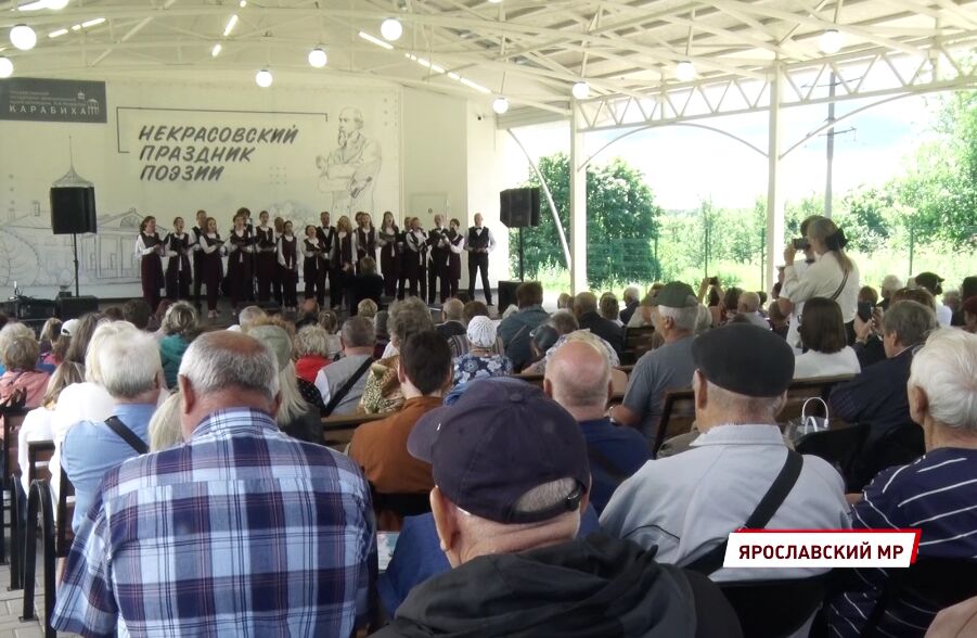 Экоакция со звездами, праздник поэзии и «День ярославского поля»: глава региона посетил масштабные фестивали в Ярославской области