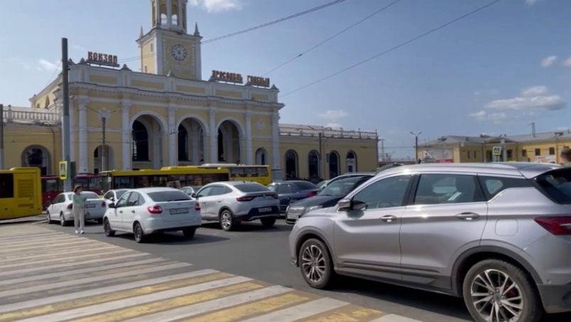 Платная парковка у Ярославля-Главного обойдется в 20 миллионов рублей